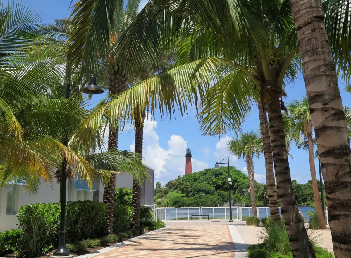 Love Street restaurants, Jupiter