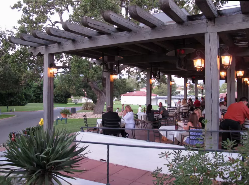 Oak Grill in the evening.