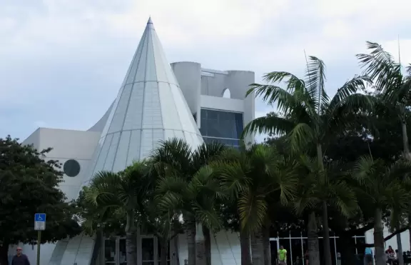 Three-level children's museum with some unique interactive exhibits.