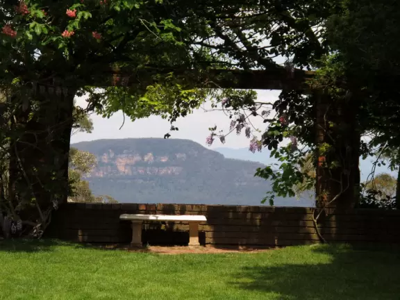 Magically beautiful gardens with varied terraced areas that take your breath away- views of Jamison valley, bushwalk to grotto, formal delightful settings.