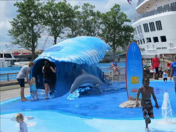 Wonderful aquarium with animals you've never seen before, and an outdoor splash park for kids.
