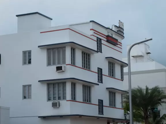 Learn about the Art Deco architecture and history of South Beach!