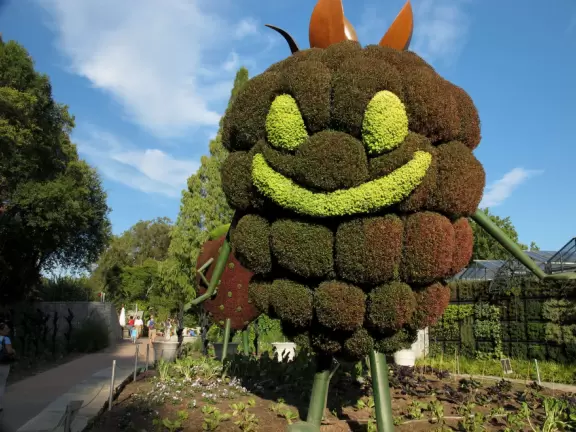 One of the best botanical gardens, with its beautiful canopy walk, winding paths under giant trees, tropical conservatory, and imaginative children's garden.