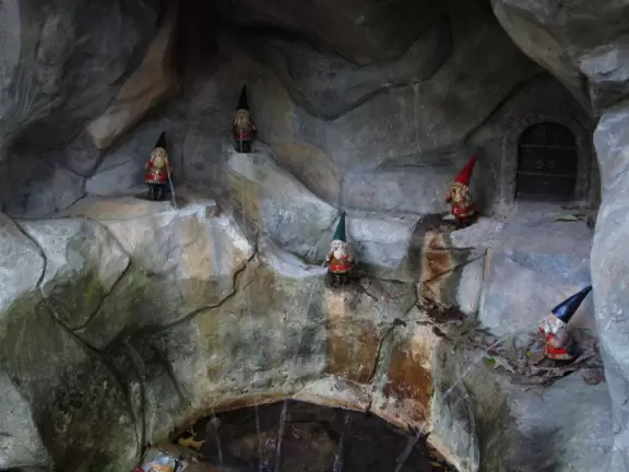 One of the best botanical gardens, with its beautiful canopy walk, winding paths under giant trees, tropical conservatory, and imaginative children's garden.