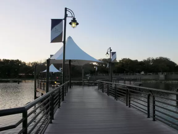 The place to go if you want to jog or walk, day or evening, inspired by many others doing the same!