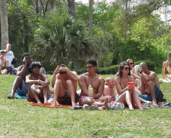 Escape the city congestion and have a dip any time of year in this 72 degree, crystal clear spring! Or picnic on the hill.