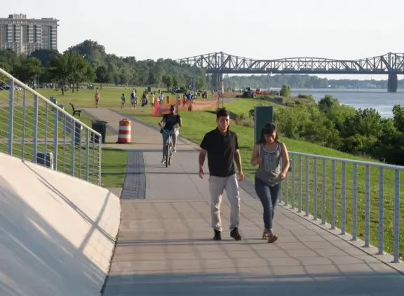 Incredible park and development on the river that is great for strolling along at sunset.