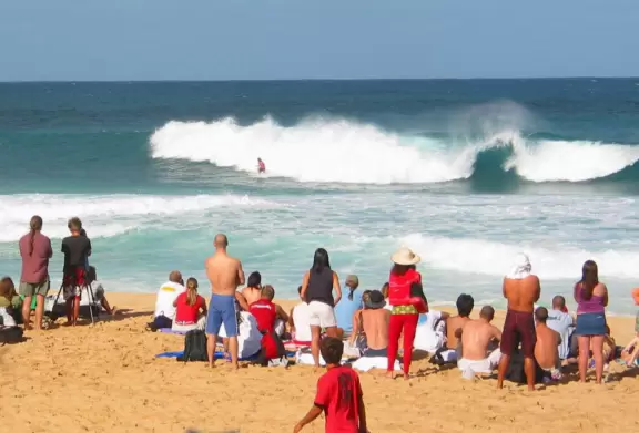 Beautiful yellow-sanded beach with LOTS of sand and huge waves in winter.