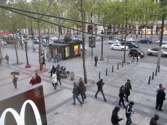 Famous street with high end shops and great views of the Arc de Triomphe!