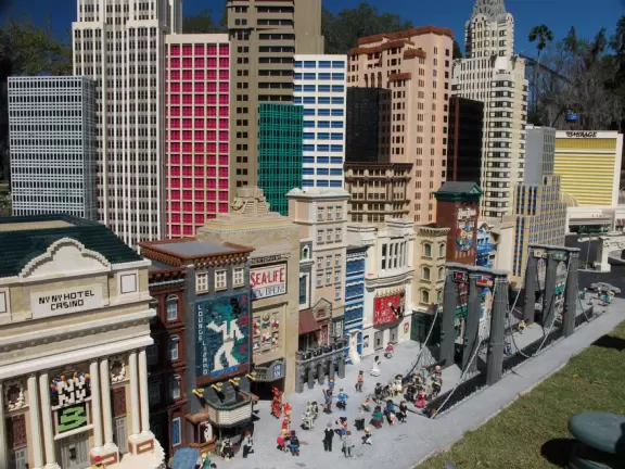 Theme park for young children with lots of rides, with short lines, in a beautiful setting.