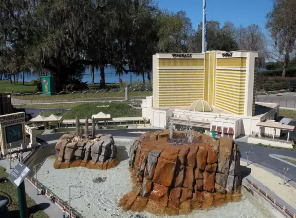 Theme park for young children with lots of rides, with short lines, in a beautiful setting.