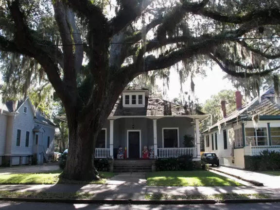 Beautiful Spanish terra cotta architecture in an overly commercial town.