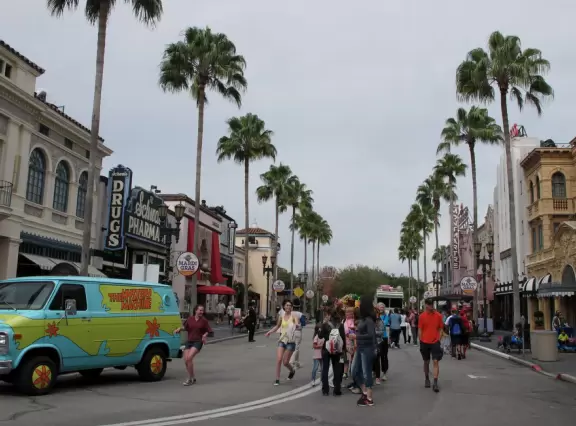 Theme park with fun rides, performers, and wonderful Harry Potter areas.