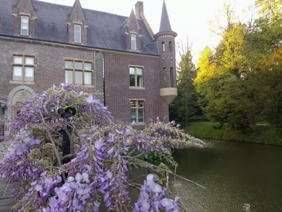 Lovely 14th century castle with a moat, now a restaurant, cafe, and hotel. A great place for a walk!