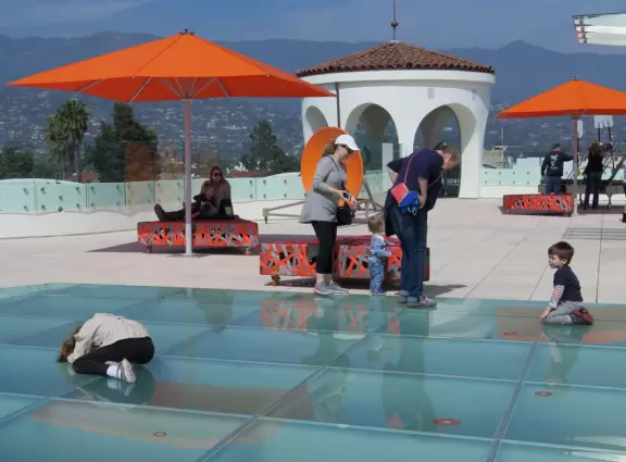 Beautiful museum with tons for kids to explore.