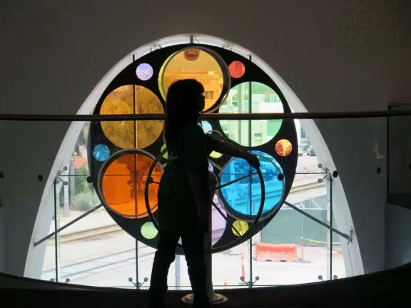 Beautiful museum with tons for kids to explore.