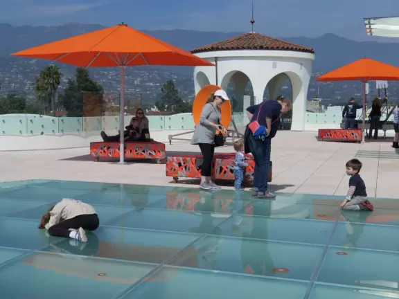 Beautiful museum with tons for kids to explore.