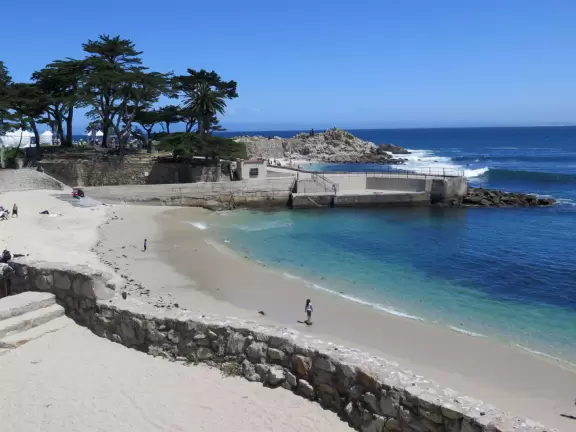 A walk above the ocean, past seals basking in their own private cove, to a lovely beach for wading.
