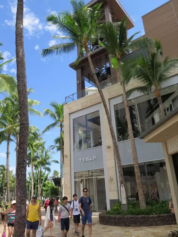 Main street in Waikiki where you can shop for tropical treats.
