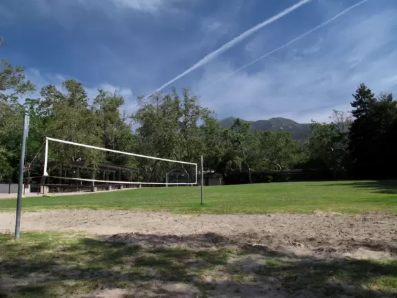 Lovely mountain views, a large picnic area, sand volleyball, and new space-age playground.