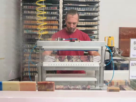 Super fun place to visit, with handmade soap factory and chocolate/coffee growers. Do personal tours, enjoy samples, and stamp your own soap!