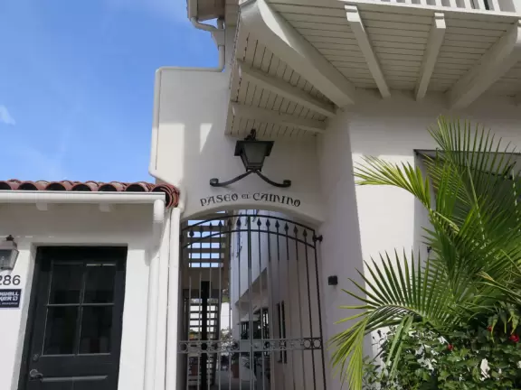 Where you might catch a movie star ducking into a boutique.