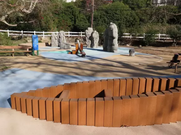 Gorgeous neighborhood park with imaginative, unusual playground.
