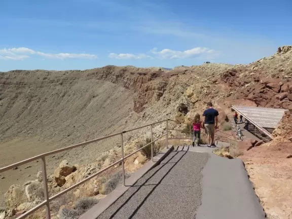 An incredible sight! This meteor crater is HUGE! Presented nicely by a discovery center, movie, and three lookout points around the crater.