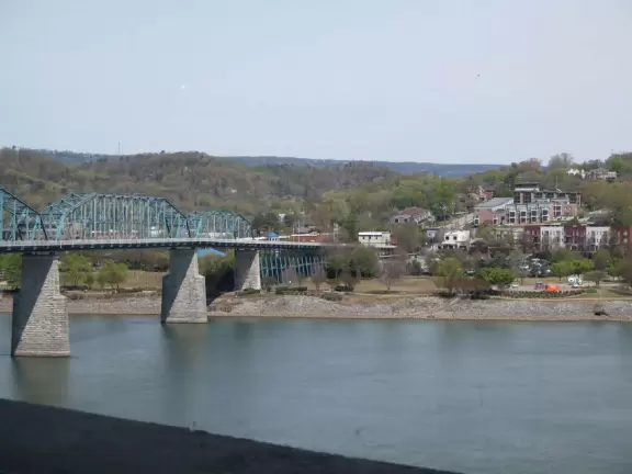 Exquisite modern building on bluffs over the Tennessee River. Gorgeous views of the blue Walnut Street Bridge and good artwork too!