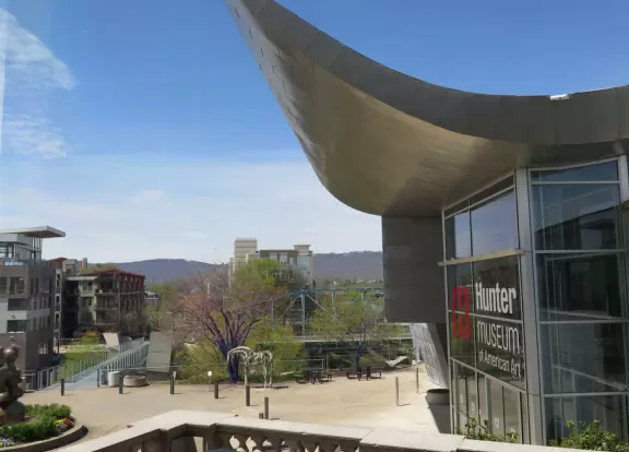 Exquisite modern building on bluffs over the Tennessee River. Gorgeous views of the blue Walnut Street Bridge and good artwork too!