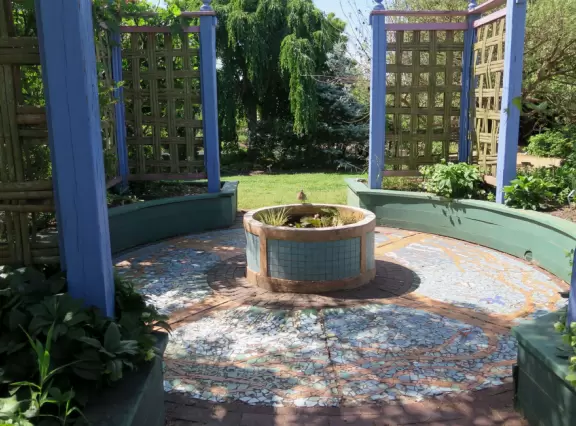 Beautiful plantings with huge flowers and large splashes of color!