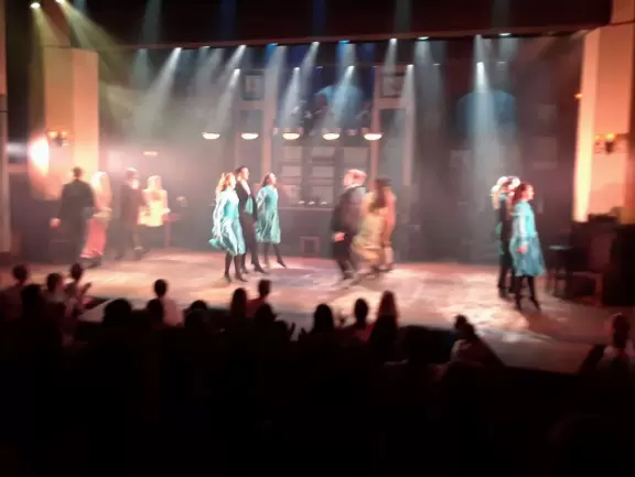 Large, shady theme park with huge rollercoaster and plenty of rides for kids.