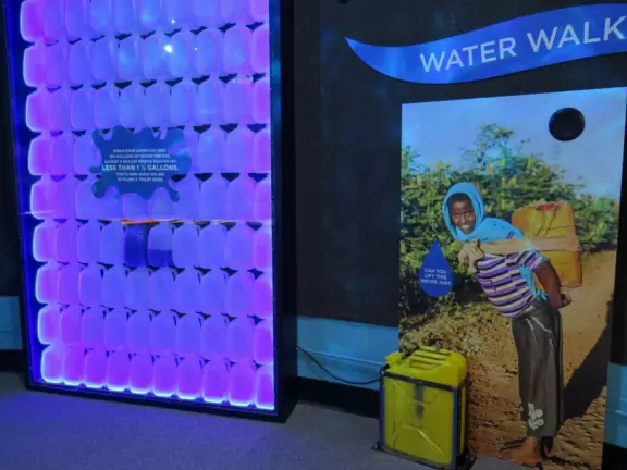 Planetarium with great shows! And one floor dedicated to science exhibits.