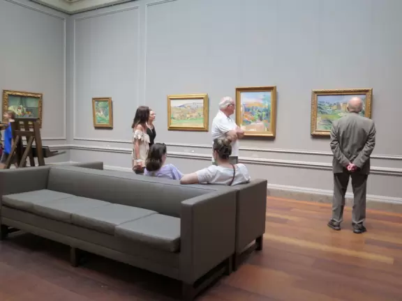 Restful place to visit and see some beautiful art.