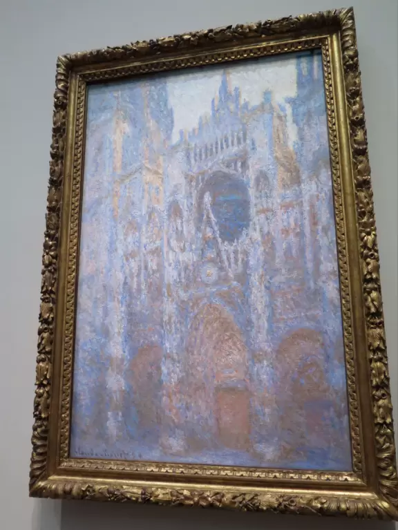 Restful place to visit and see some beautiful art.