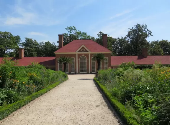 River-view house (by short, guided tour), gardens,&nbsp;and&nbsp;world-class museum.