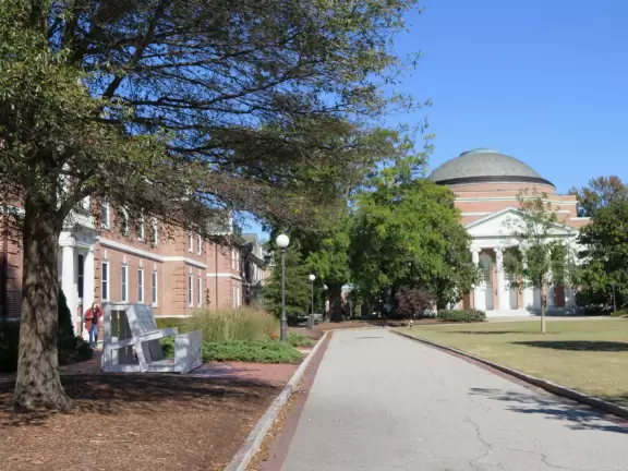 Great place for a walk, with&nbsp;Georgian architecture, busy students, main quad, and trail around the perimeter under gorgeous trees.