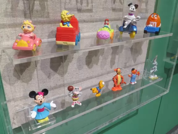 Lots of things for kids to do! Historic toys too.