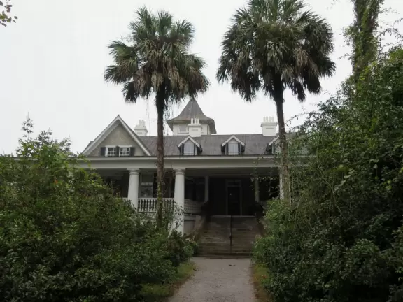 Beautiful place with mansion, lovely gardens on the water, and alligators and birds.