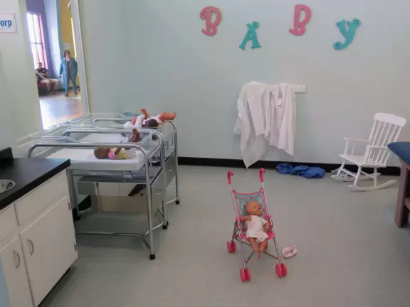 Beautiful, bright children's museum with lots of fun things to play.