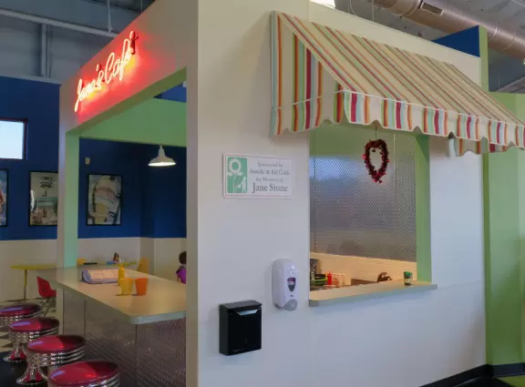 Beautiful, bright children's museum with lots of fun things to play.