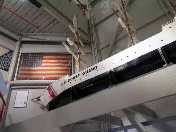 Small lighthouse, imaginative playground, yacht basin, waterfront restaurants, pier with nice views of the sound.