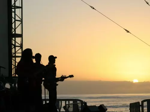 Great bodyboarding! And a 30-foot movie screen on the beach!