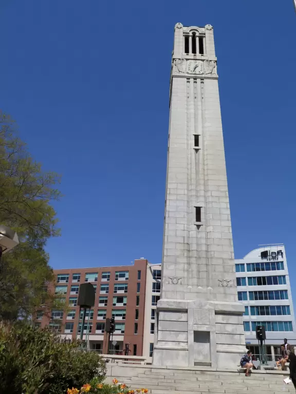 Pleasant campus with lots of open spaces to hang out.