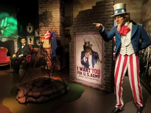 Exciting museum with wax figures of famous people.
