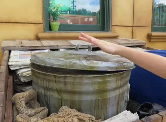 Beautiful park with great rollercoaster rides and amazing aquariums.