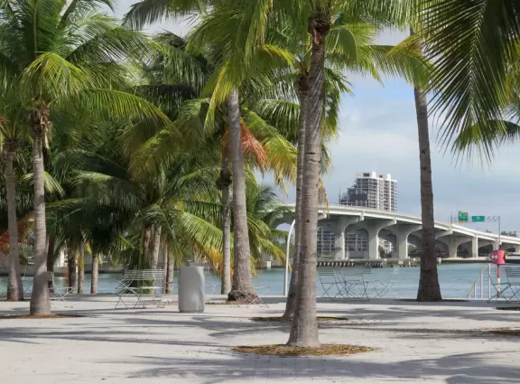 Art museum on the water with fantastic public spaces for all to enjoy, and a good gift shop.