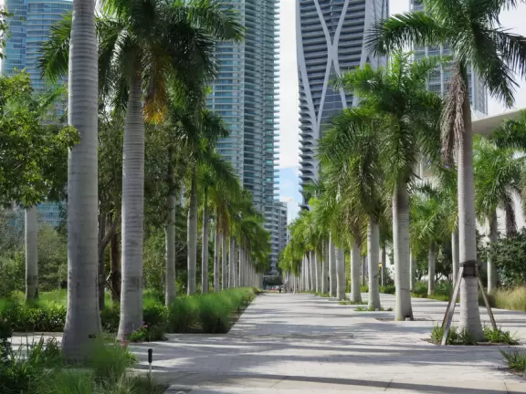 Art museum on the water with fantastic public spaces for all to enjoy, and a good gift shop.