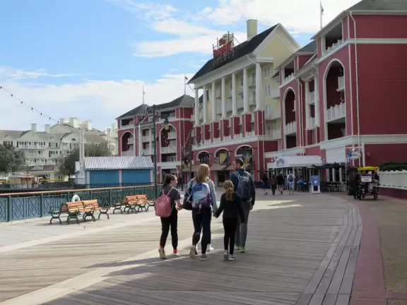 Fantastic walk around Crescent Lake, past beautiful hotels!