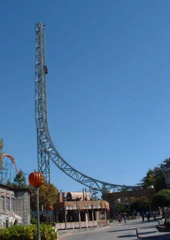 Rollercoaster park with awesome, daring rides!!!